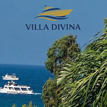 Divina Villa *