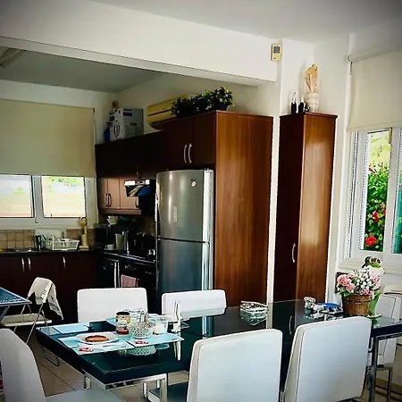 Divina Villa Protaras