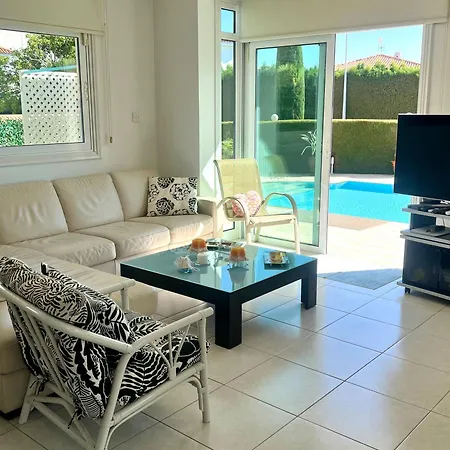 Divina Villa *